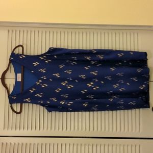 Everly Dress size L sleeveless v-neck